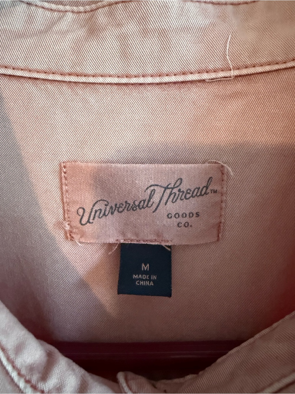 Universal Thread Women’s Top - Picture 7 of 8